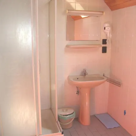 Διαμέρισμα Vuca Medences, Klimatizalt Apartmanhaz *