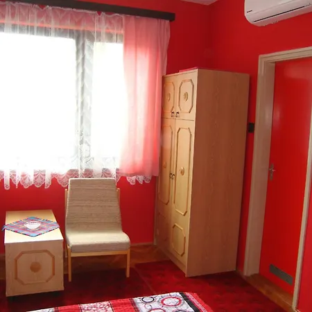 Διαμέρισμα Vuca Medences, Klimatizalt Apartmanhaz