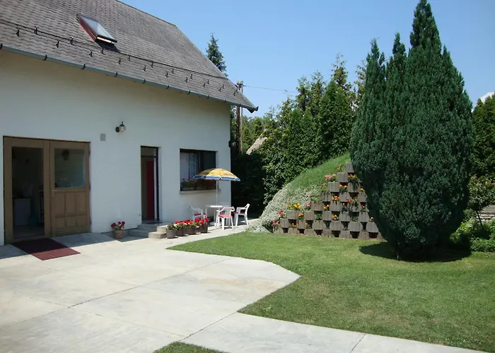 Vuca Medences, Klimatizalt Apartmanhaz * Balatonboglár