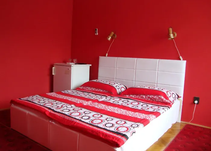 Vuca Medences, Klimatizalt Apartmanhaz דירה