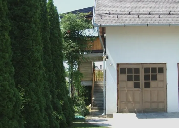 Vuca Medences, Klimatizalt Apartmanhaz 아파트